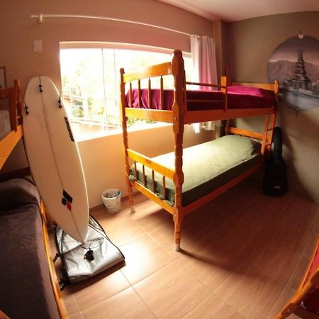 Barra Surf Hostel Florianopolis Exterior photo
